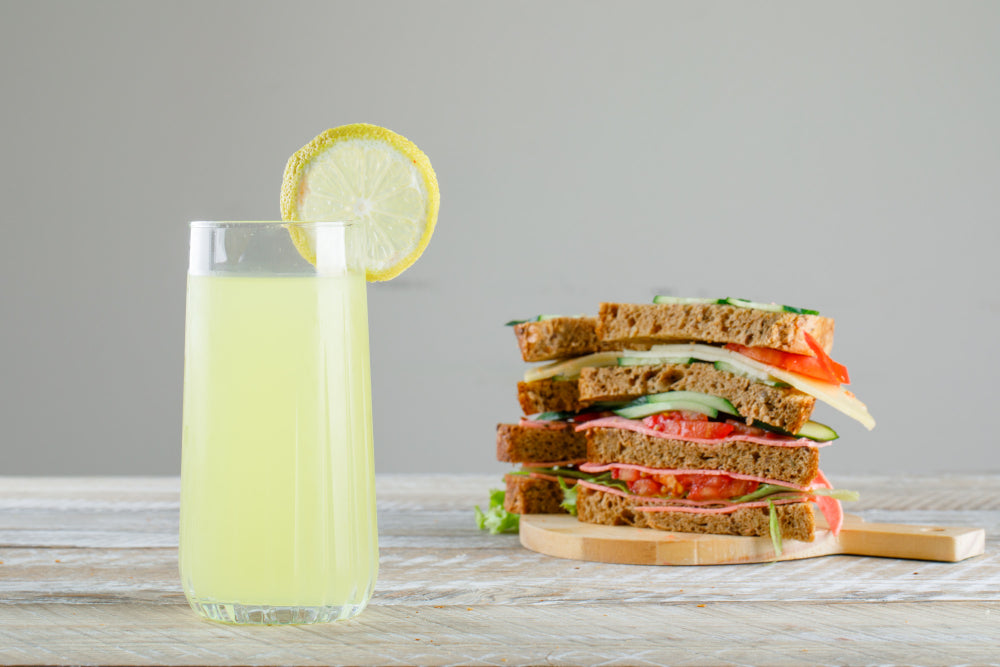 El desayuno, la comida básica del día